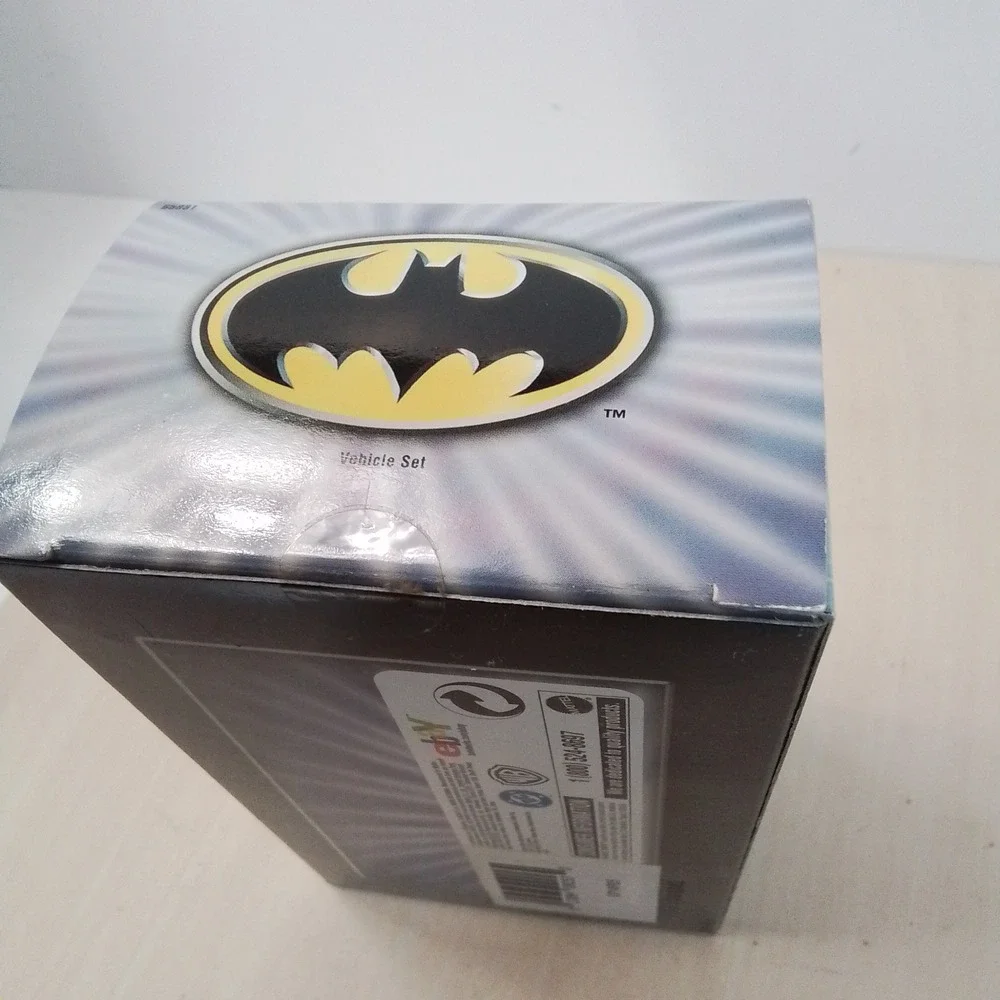 Hot‎ Wheels Batman Batmobile Limited Edition Collector 164 Scale